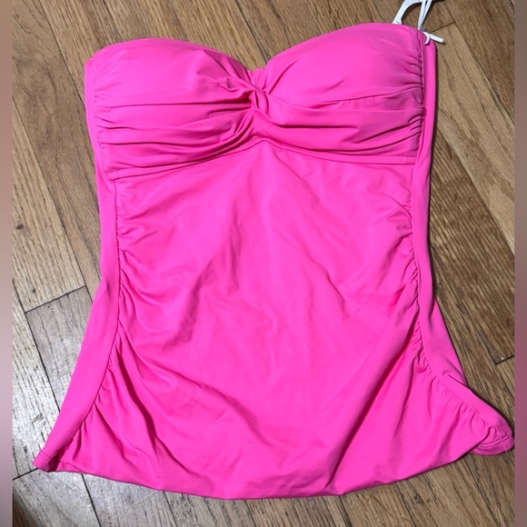 Anne Cole Twist Front Bandeaukini Swim Top - Picture 5 of 7